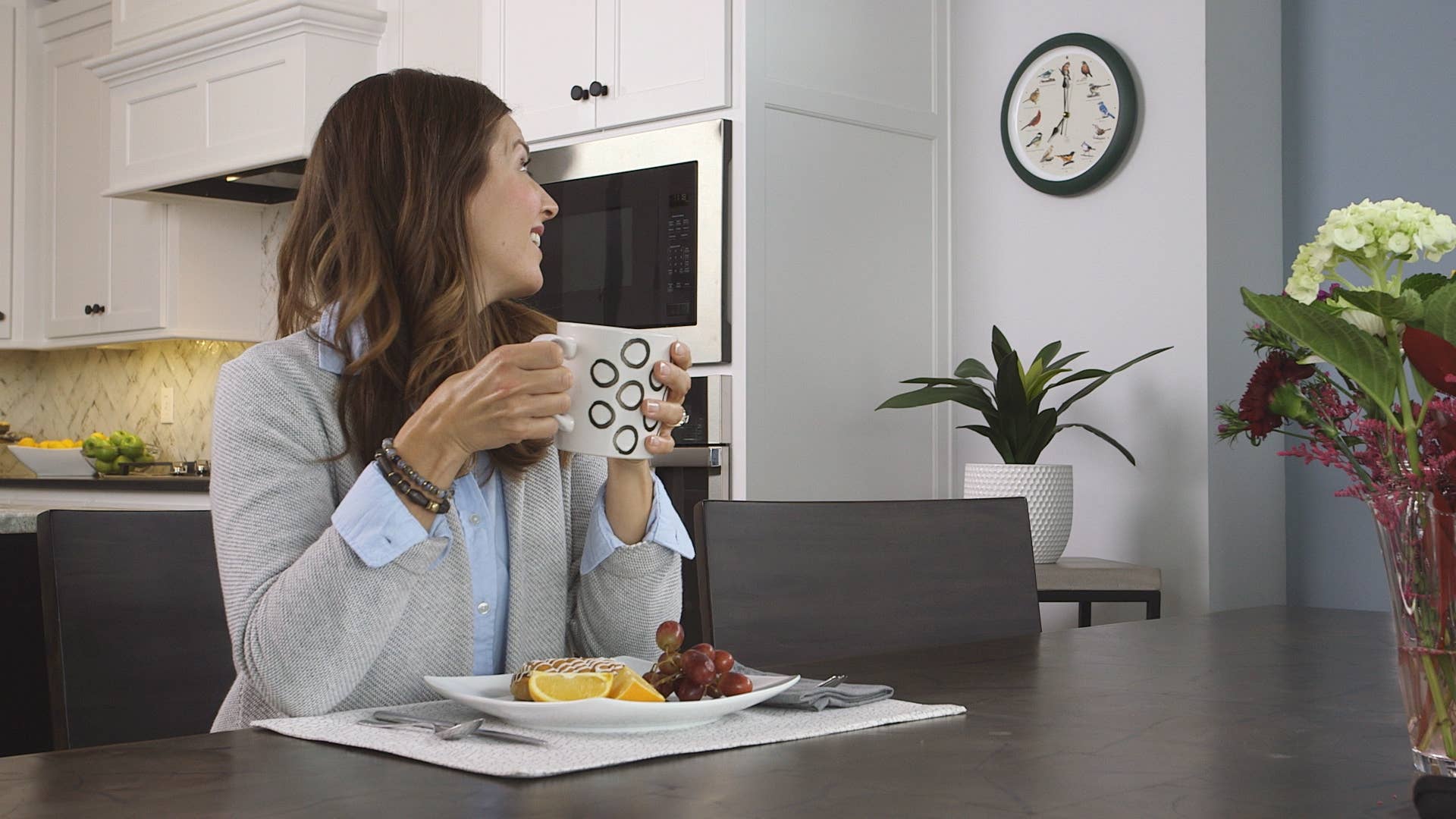 Mark Feldstein & Associates - Wholesale Wall Clock - 25th Anniversary Original Singing Bird Clock, 13 Inch, Green6