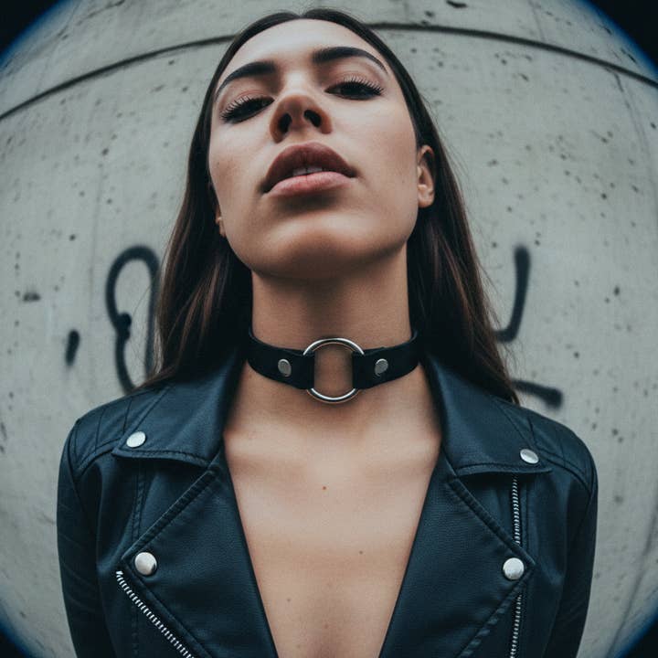 Collier ras du cou avec O-Ring fait main pour la vente par Lulexy