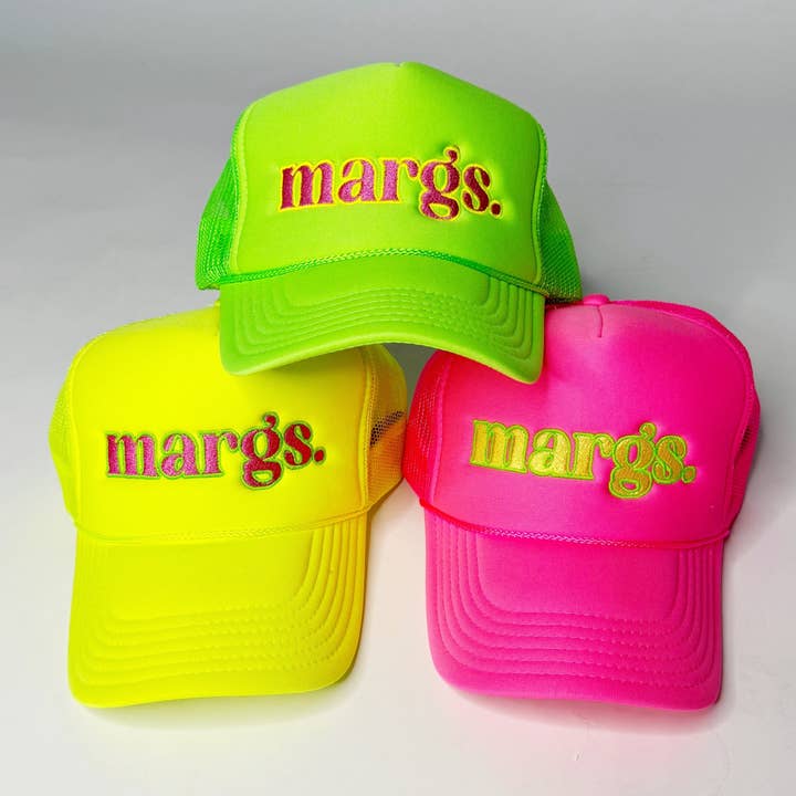 Casquette de camionneur brodée Margs pour la vente par Poppy & Pine