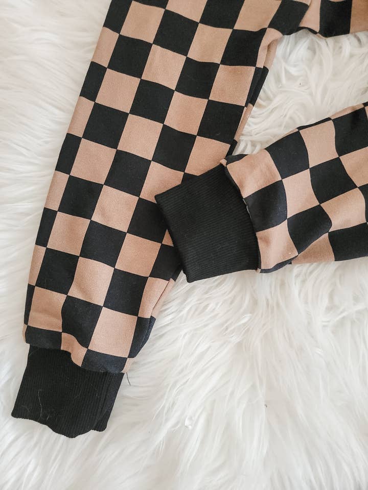 Rufflеѕ & Bоwtіеѕ - Affordable Boys & Girls Clothing - Wholesale Sleepwear Set - Kids - Unisex Toddler Kids 2 Piece Jogger Set - Black & Brown Check7