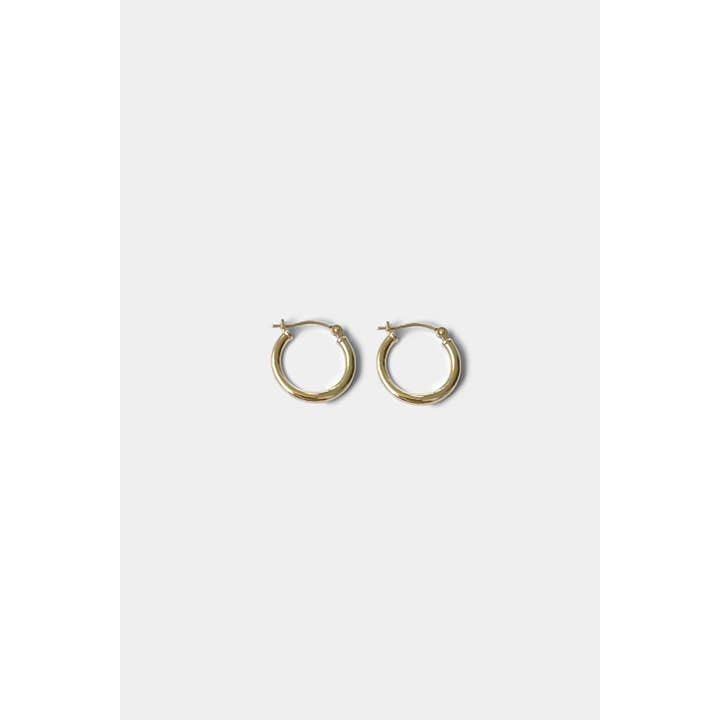 Nina Hoops, 15mm - Massivt 14K Guld för wholesale av Kara Yoo