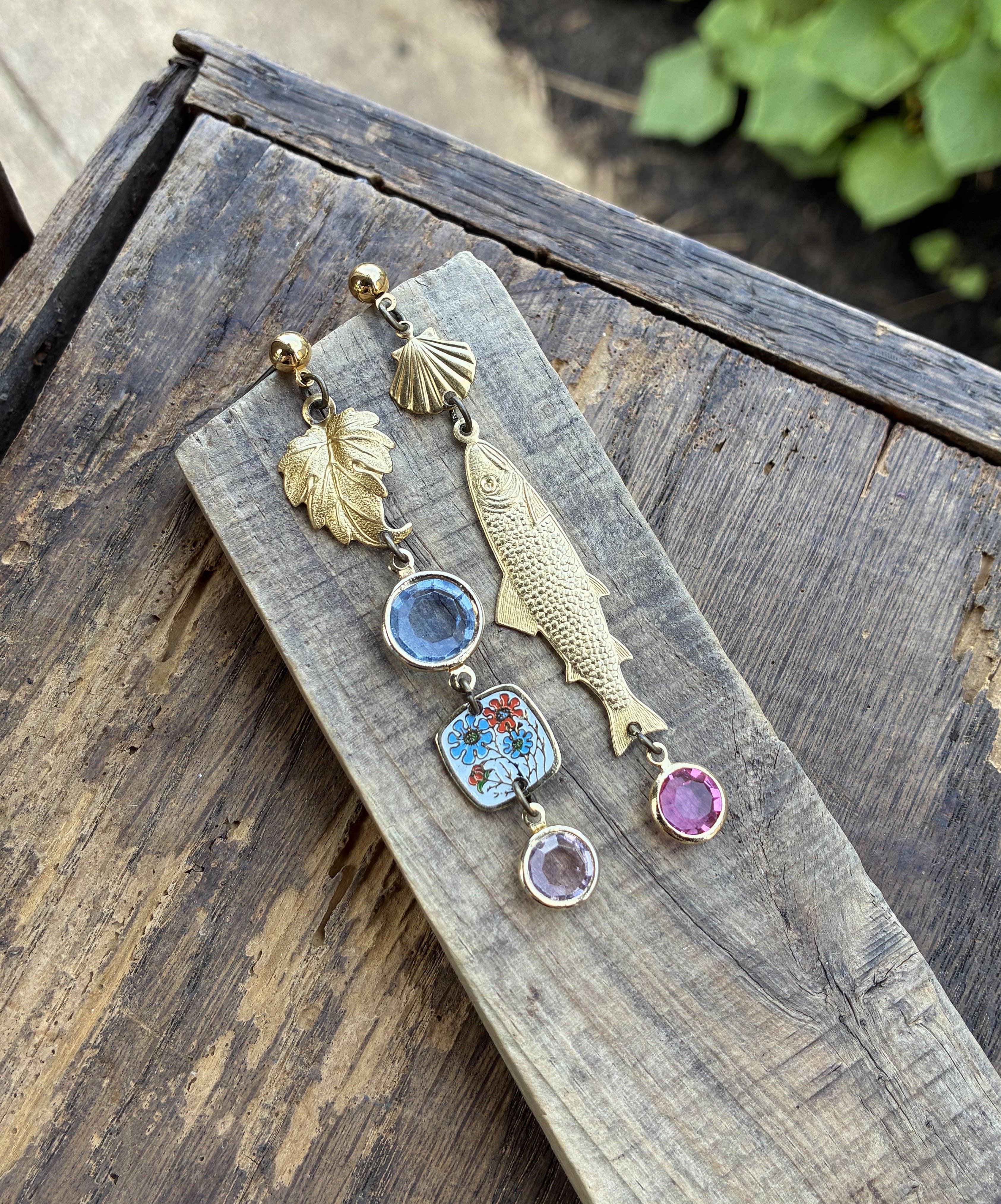 Poor Sparrow - Wholesale Dangle Earrings - Nature Study Number 2 Vintage Charm Dangles4