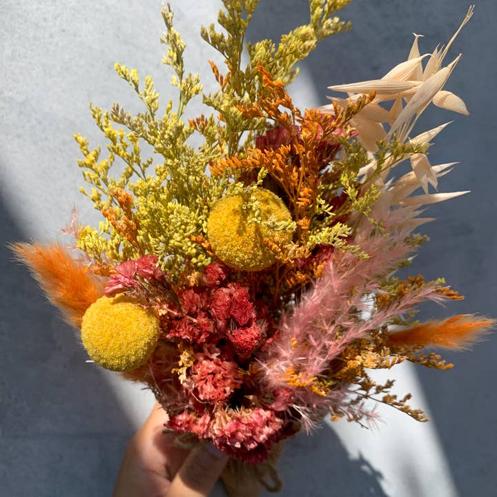Wildflower Co. - Wholesale Dried/Pressed Flowers - Vibrant Dried Flowers Burlap Bouquet