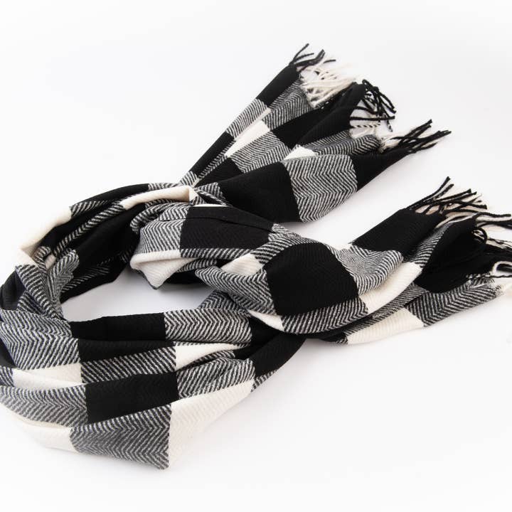 Lucca Couture - Wholesale Scarf - Women's - SVBL1006-SAULRIDE HERRINGBONE CHRISTMAS SCARF-DOVE