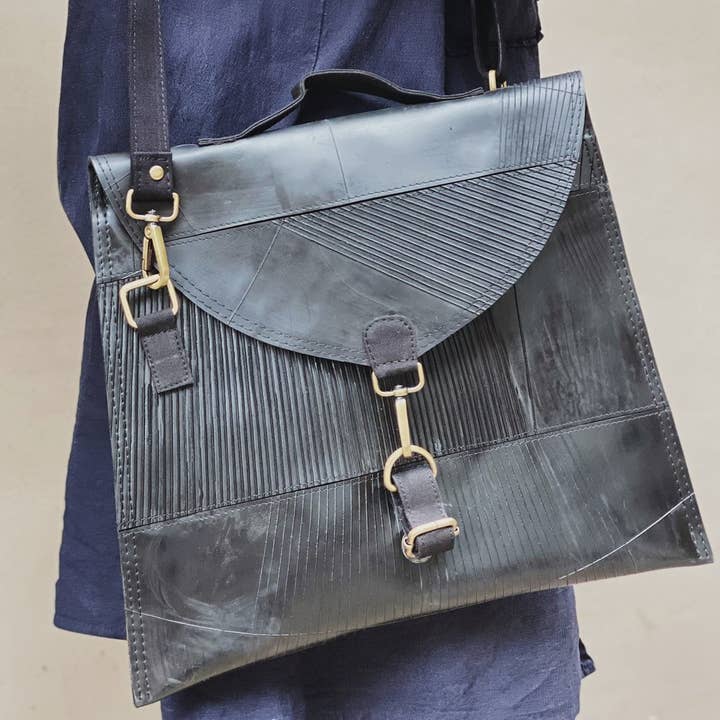 SO JUST SHOP - Wholesale Shoulder bag – women's - Vegan Saddle Bag5