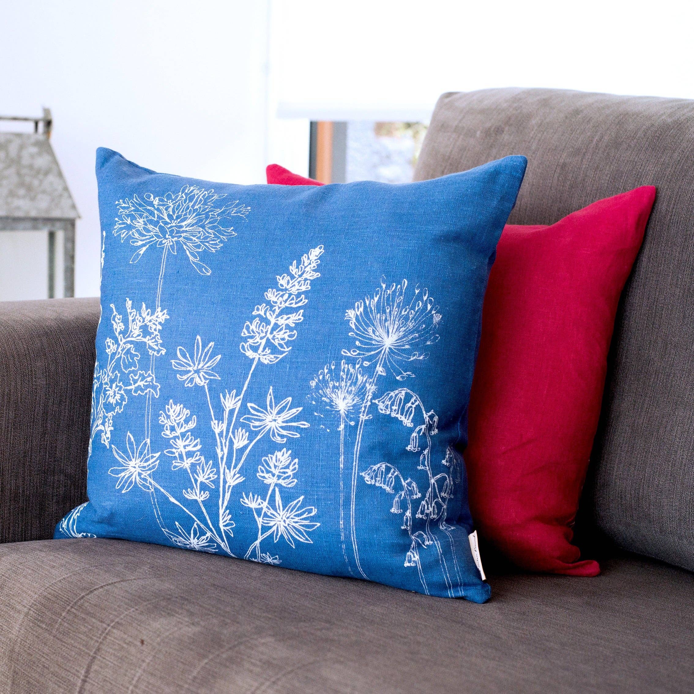 Helen Round - hand printed linen (US Duties Paid) - Wholesale Chair Cushion - Floral Cushion in Pure Linen - Garden Collection2
