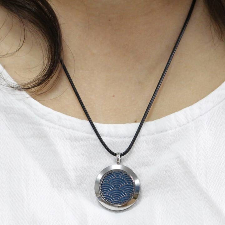 Zen'Arome - Wholesale Aromatherapy Necklace - Zen Wave Aromatherapy Diffuser Necklace