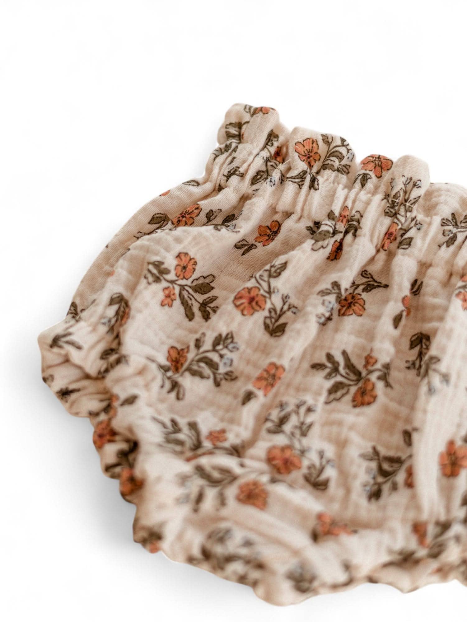 PETITE EvelinaApparel - Wholesale Underwear/Diaper Cover - Baby - Baby bloomers / Vintage florals4