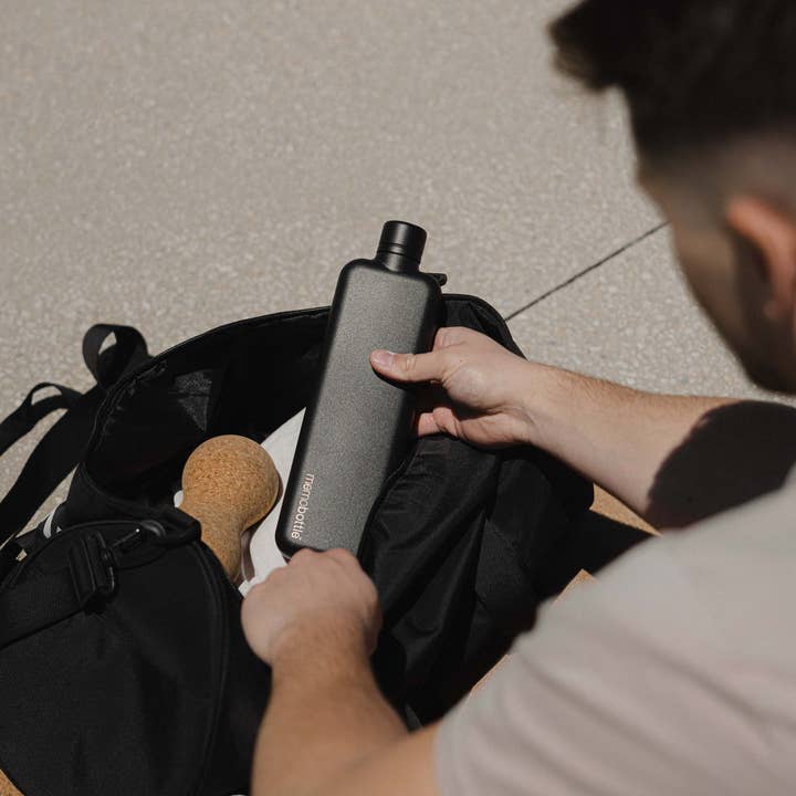 memobottle - Wholesale Water Bottle - SLIM Stainless Steel memobottle - BLACK