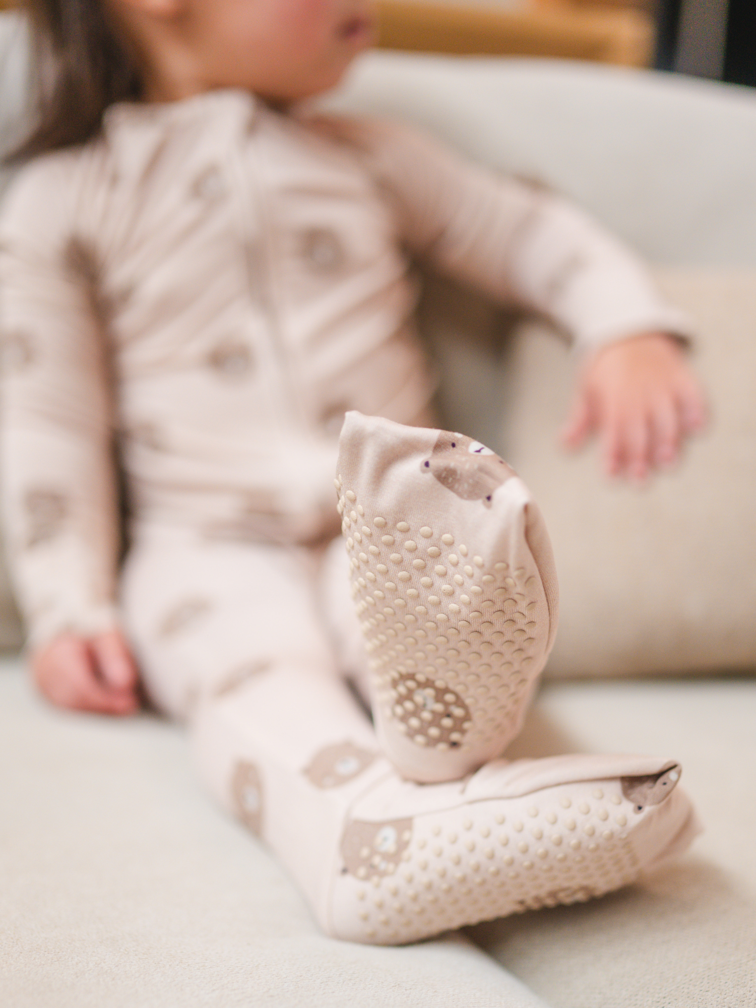 bug + bean kids - Wholesale Jumpsuit - Baby - Bamboo 2-Way Convertible Zip Romper - Teddy | Unisex (0-24m)4