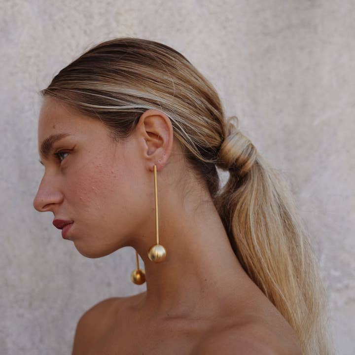 Sphere Statement Goldohrringe Planetary Long Drop für den Großhandel von Laka Luka