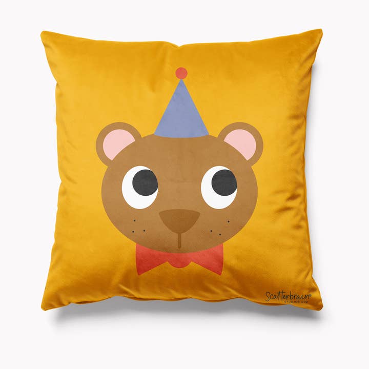 Coussin en velours Scatterbrain - Ours pour la vente par Kitsch Republic