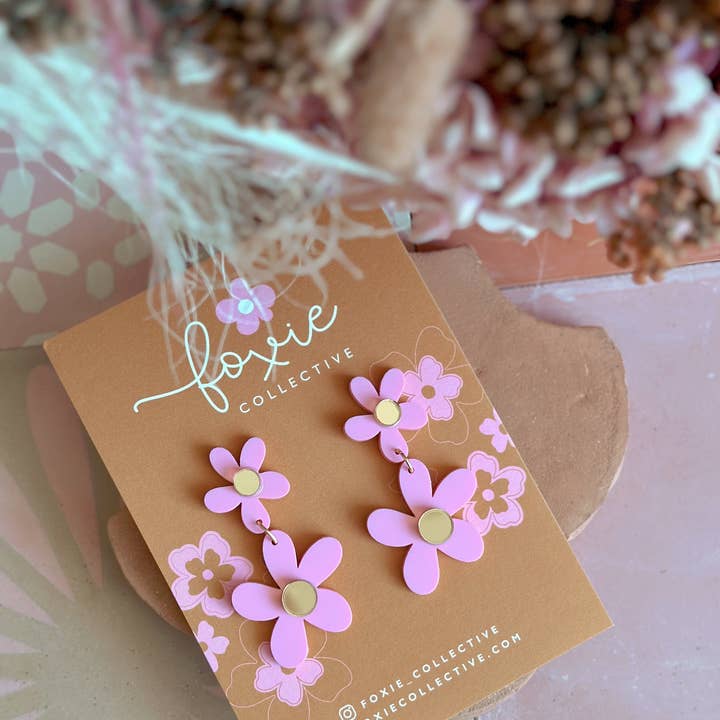 Foxie Collective - Wholesale Dangle Earrings - Double Daisy Dangles | Candy Pink + Gold | WHOLESALE