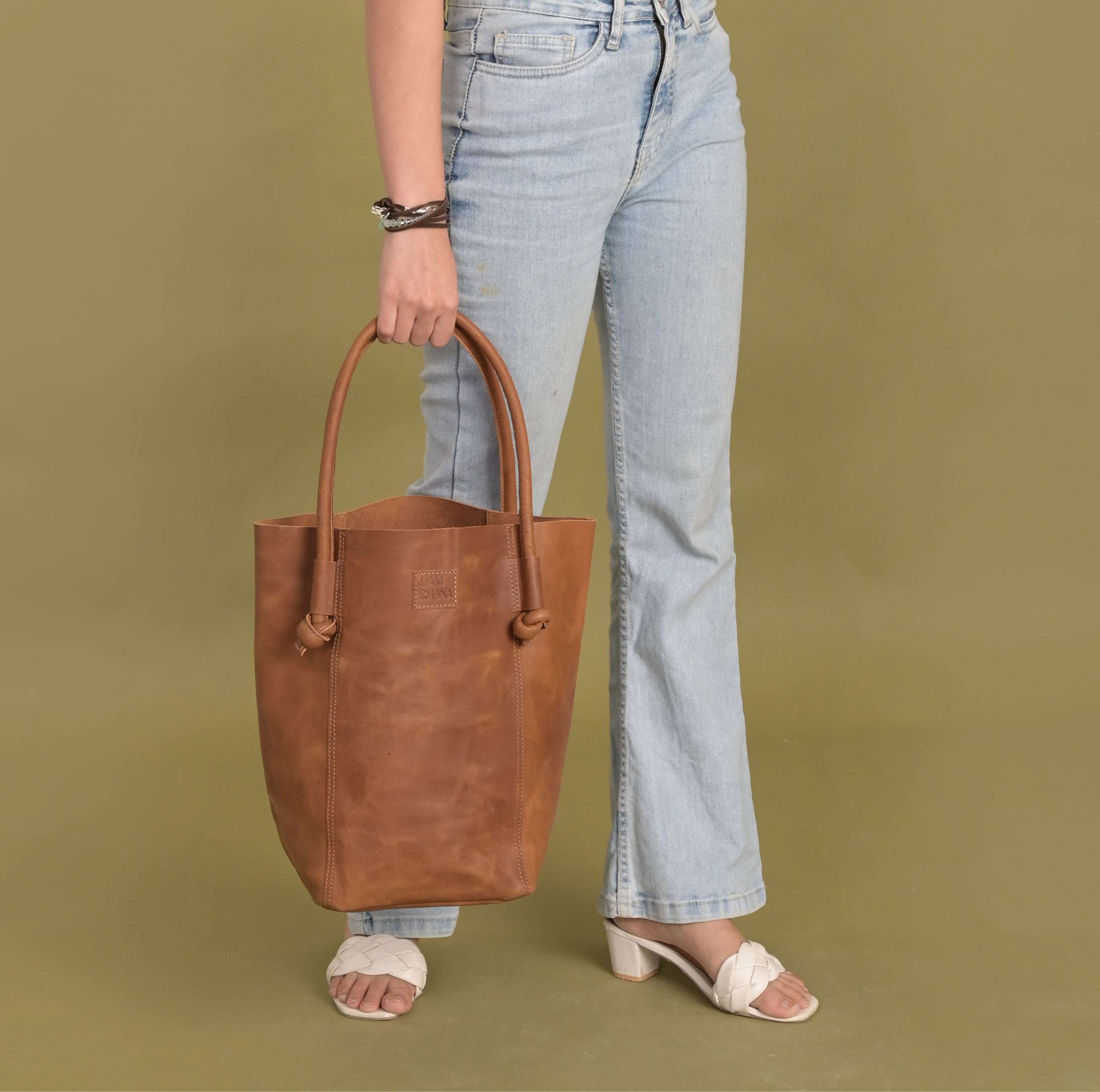 Liam & Lana - Wholesale Tote Bag - Women's - Elsie Leather Tote2