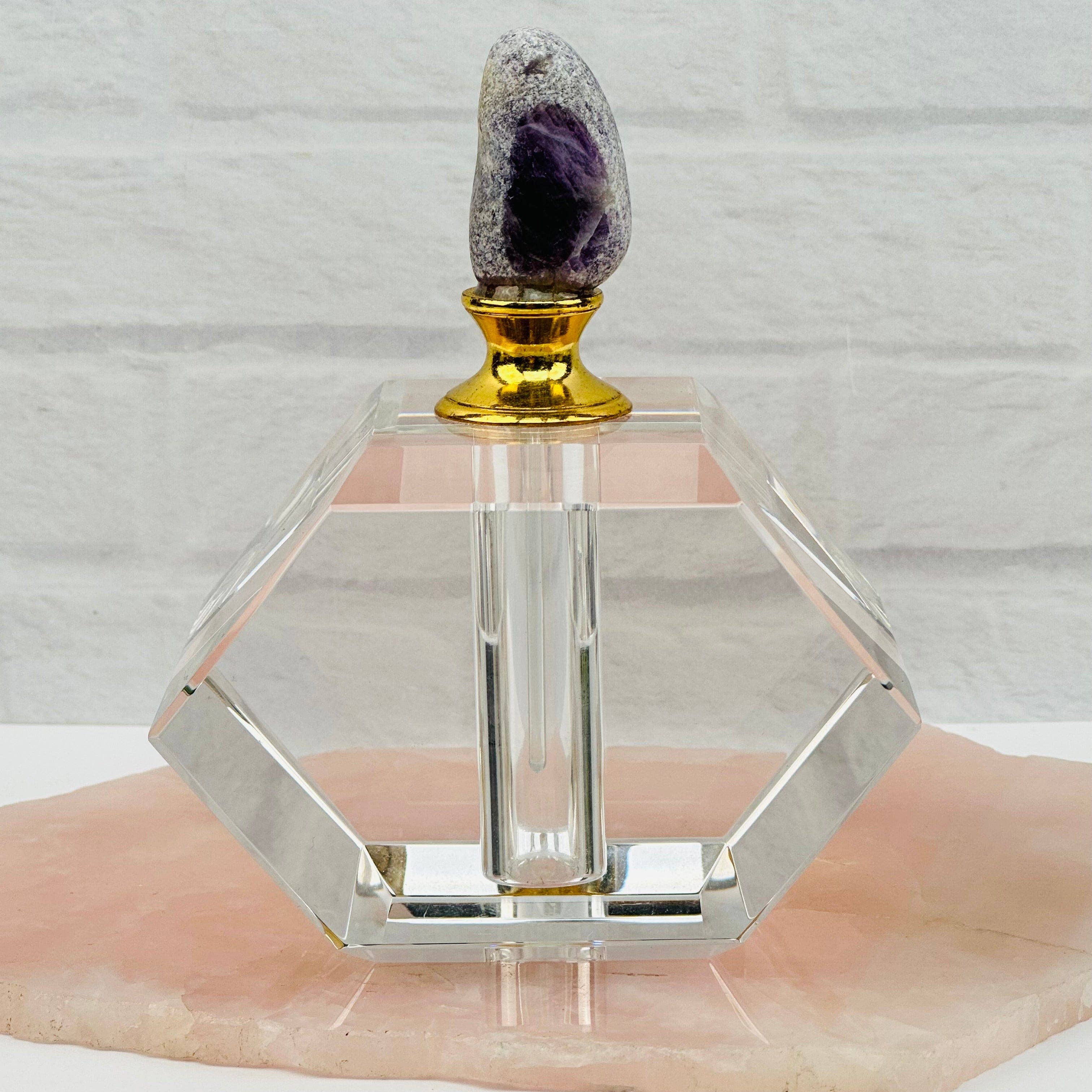 Rock Paradise – wholesale Perfume/eau de toilette – Crystal Amethyst Seer Stone Top Large Perfume Bottle1