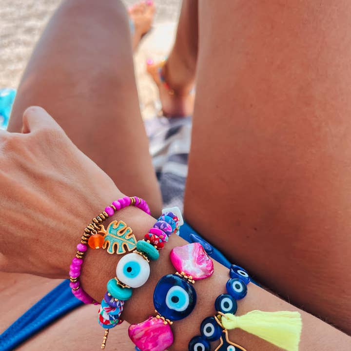 Goupi - Wholesale Beaded Bracelet - Multi colored eye bracelet with gold details1
