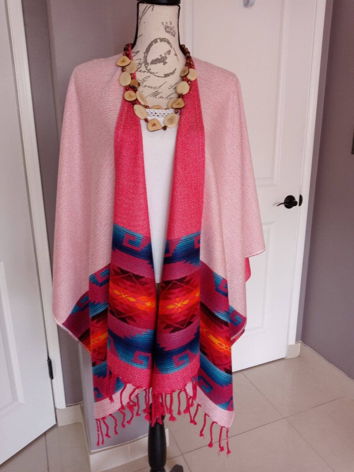 Treasure of ANDES - Venta al por mayor Poncho - Mujer - Poncho Andino Artesanal REVERSIBLE Unisex ENVÍO GRATIS3