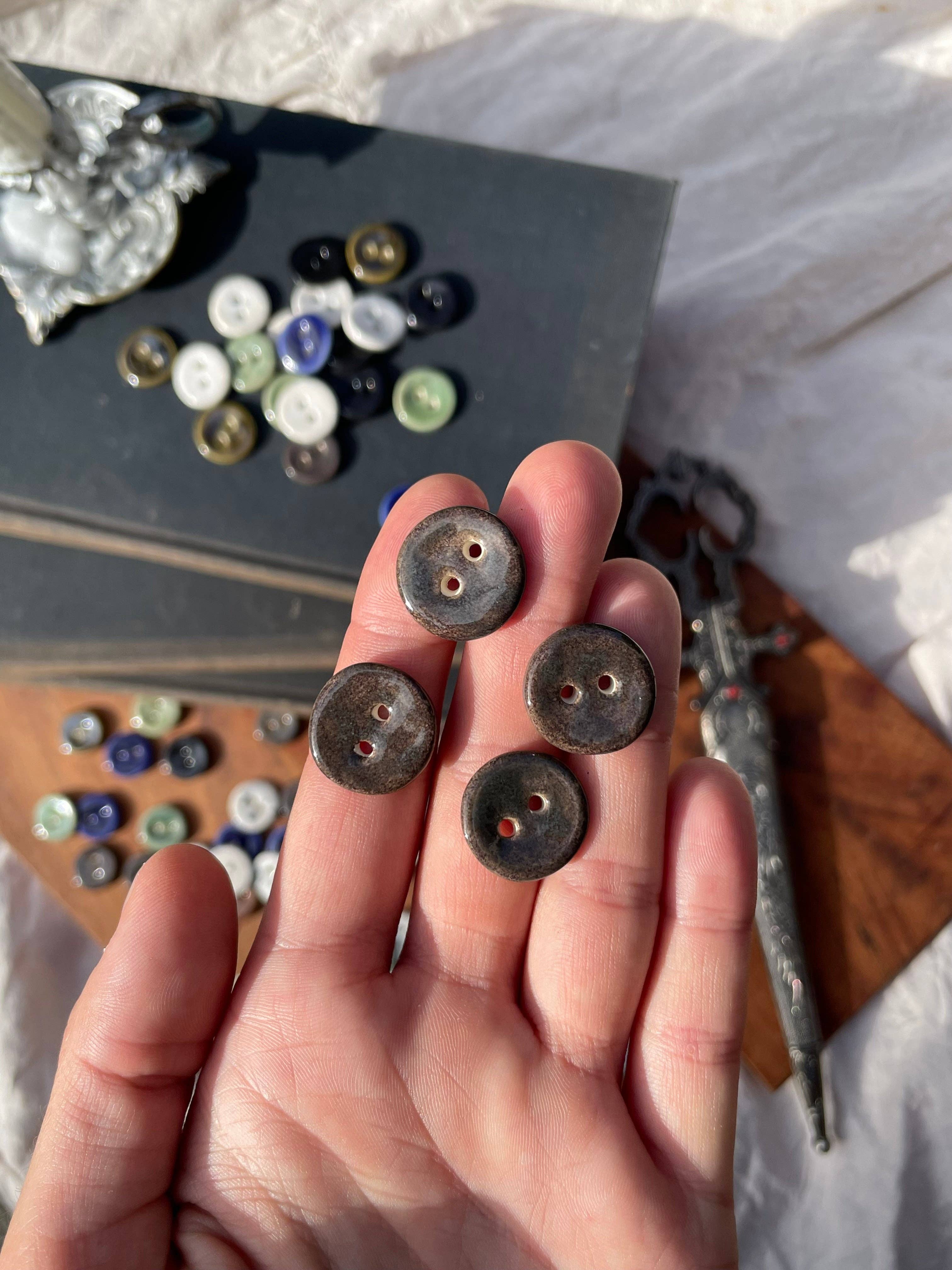 Silver Beast Studio - Wholesale Sewing Button/Snap - 18mm Original Buttons (Set of 5)5