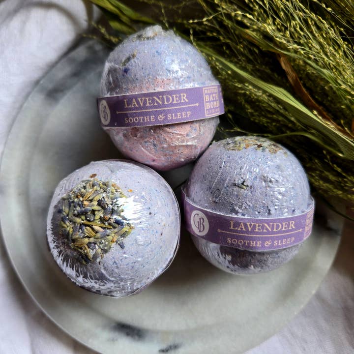 Lavender | Natural Bath Bomb for wholesale by Gnat and Bee