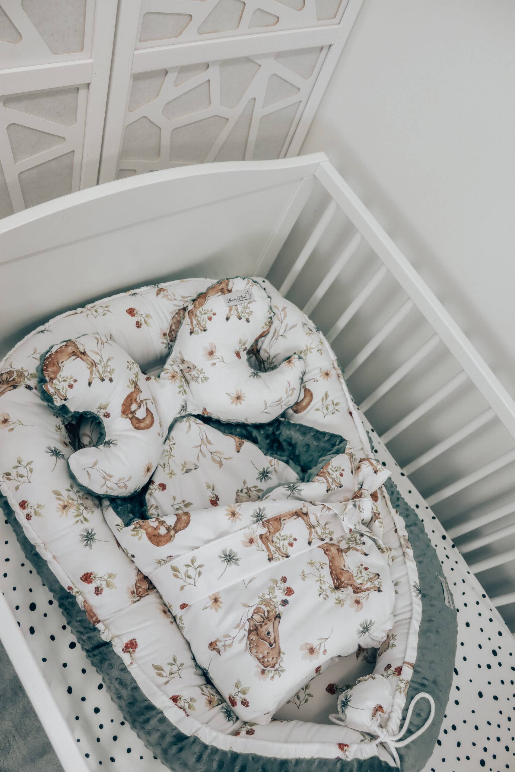 BabyNest - Wholesale Lounger - Baby - Babynest 4-Piece Premium Set Forestland2