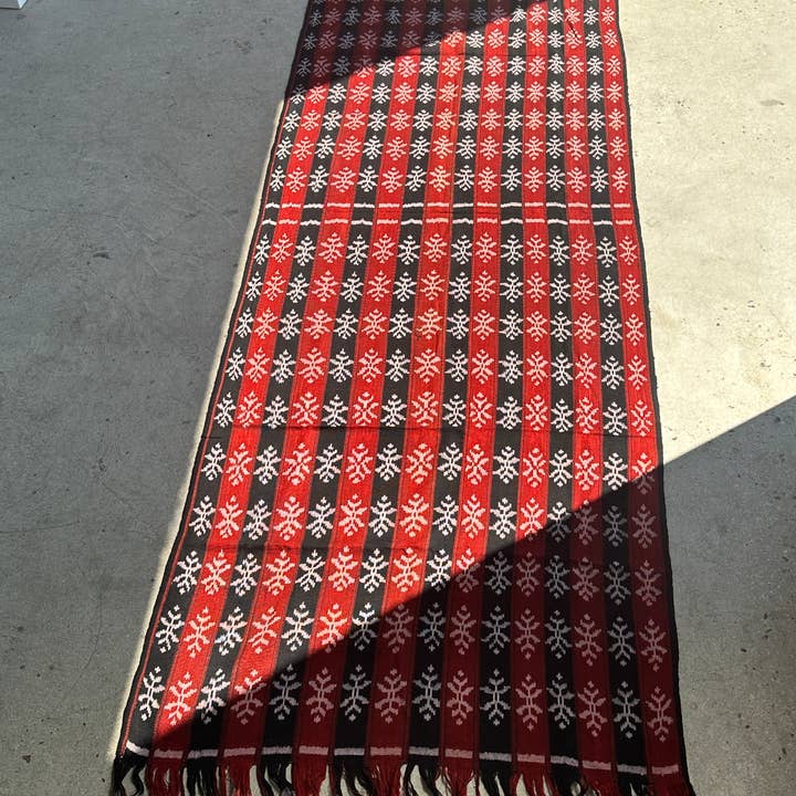 Office Objets - Wholesale Coverlet - Ikat, traditional Indonesian fabric from the island of Savu (Timor) red and black 2m25x7525