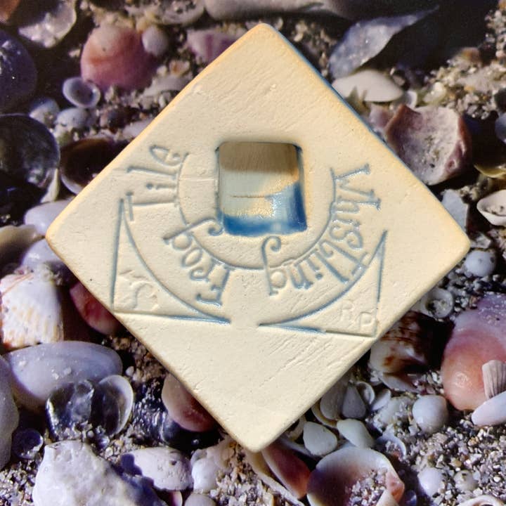 Whistling Frog Tile Inc. - Wholesale Wall Tile - Bat Art Tile 2x2" 10