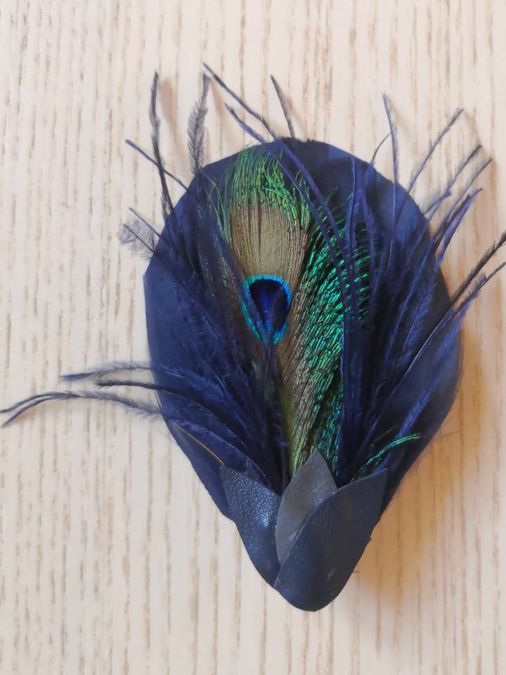 Navy blue feather and peacock feather clip, hair clip for wholesale by Un Amour de Bibi