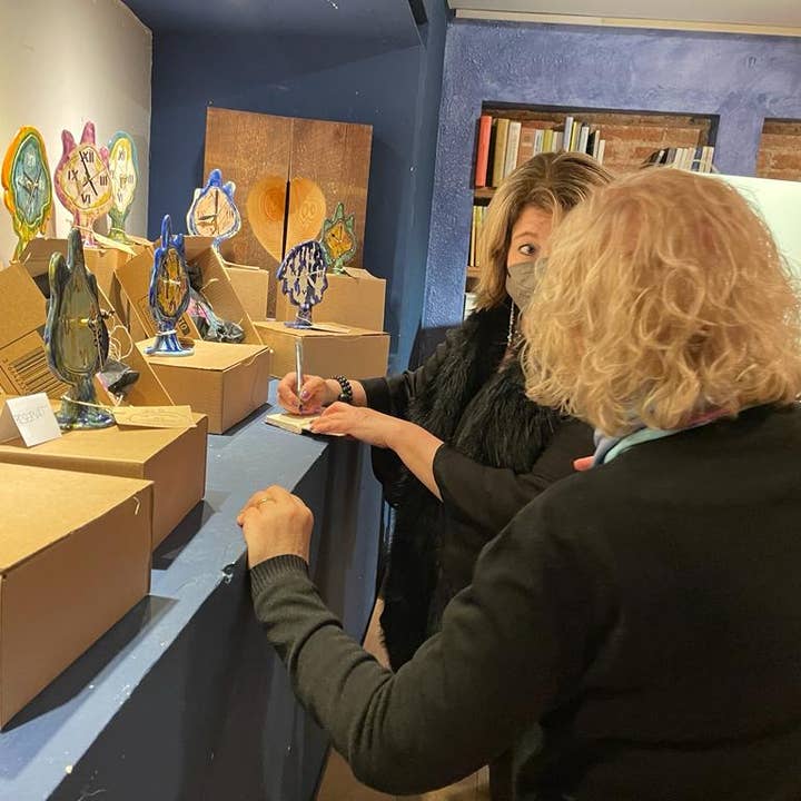 Mypotteryart.bcn - Wholesale Desk Clock - Ceramic clock for table/single piece4