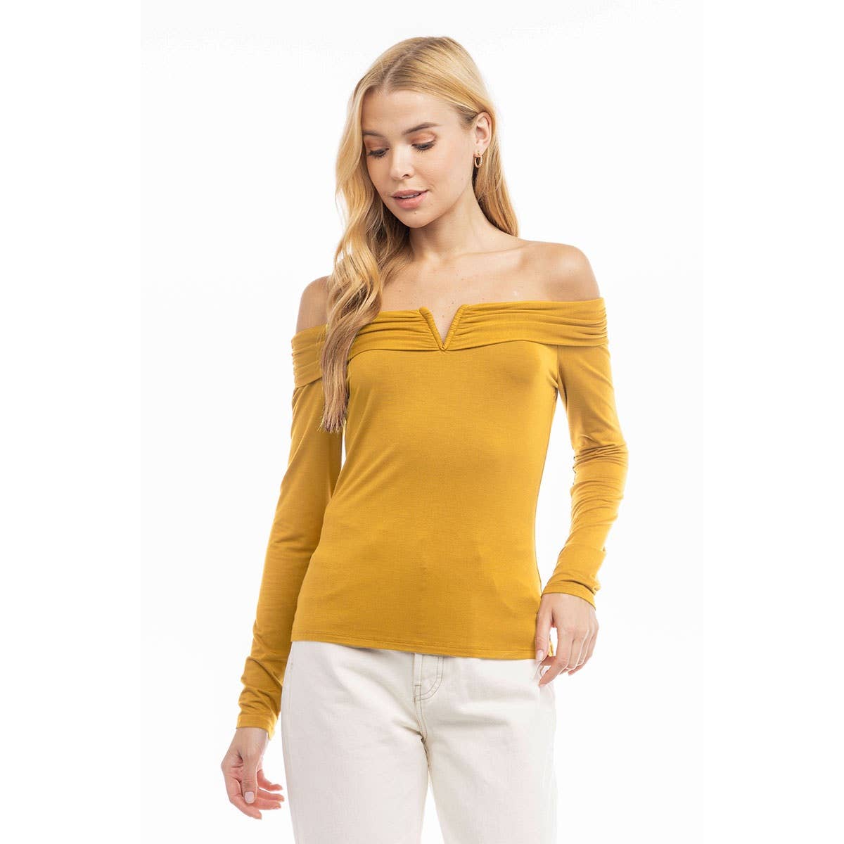 Naked Zebra - Wholesale Blouse - Dames - Blouse met open schouders en knoopsluiting3