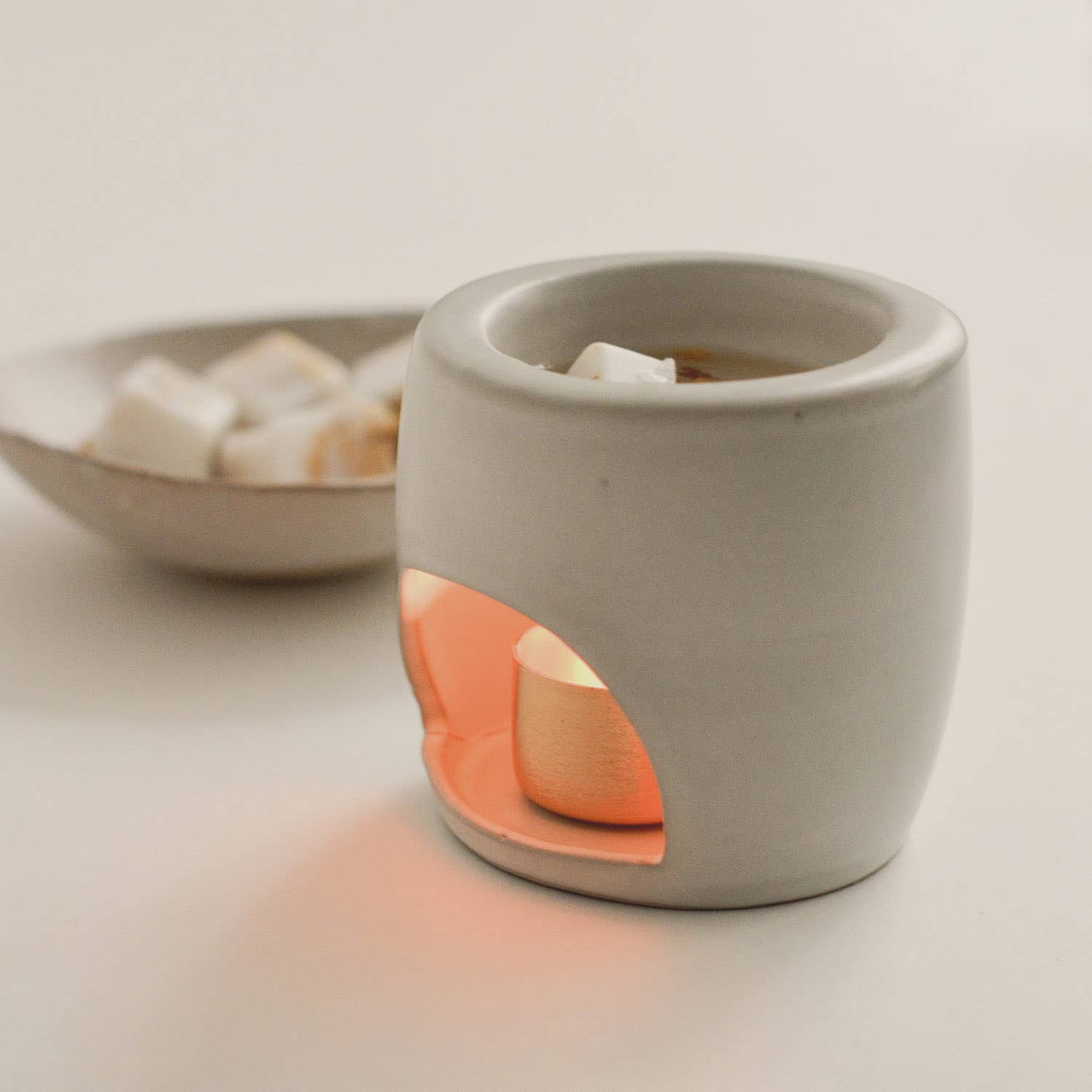 Cedar and Myrrh - Wholesale Wax Melt - Natural Palo Santo Scented Wax Melts | 6 Cubes4