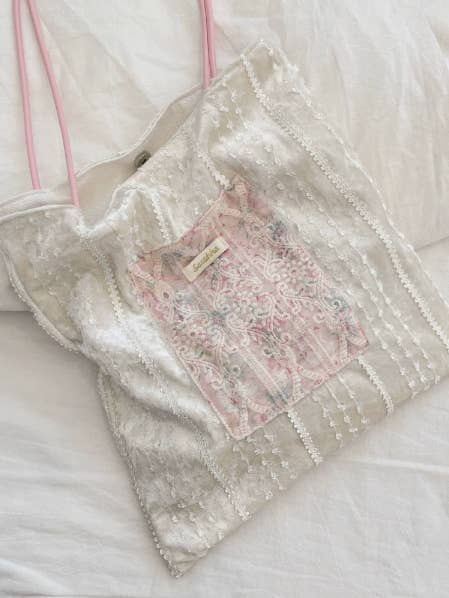 Bolso de Lona con Diseño Único Iridiscente| Detalles de Encaje para venta al por mayor de Whisper Mint