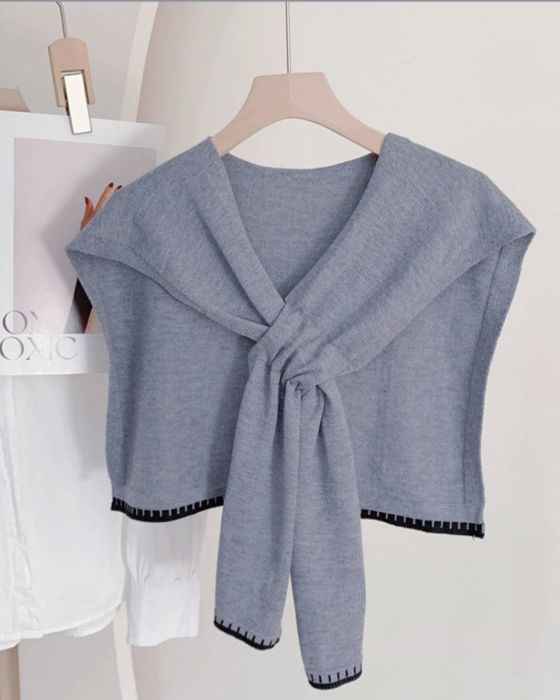 JC Sunny Fashion – wholesale Capelet – Women’s – JC063354 Stylish Mini Shoulder Cover with Cross-Front Scarf9