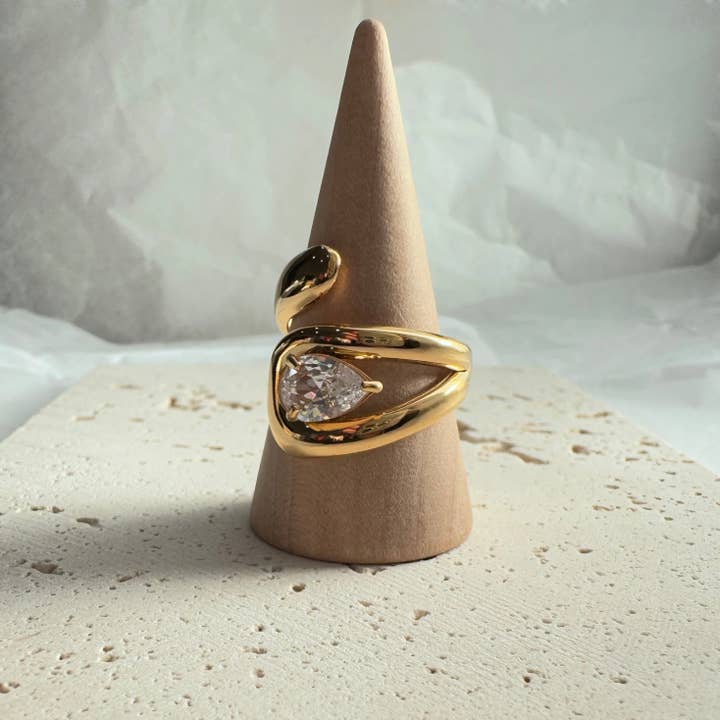 Everly Yours - Wholesale Cocktail/Statement Ring - Anaya Chunky Oval Diamond Ring