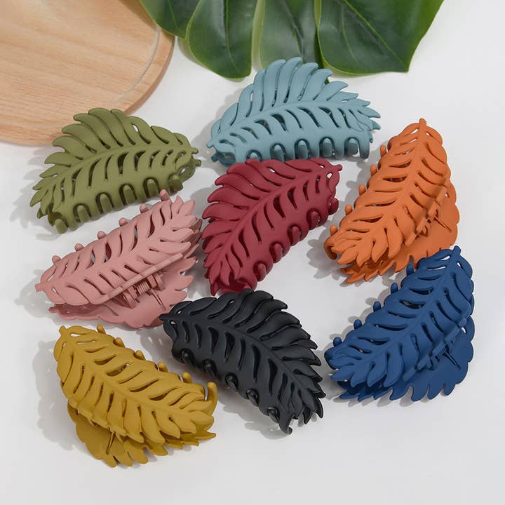 TheDivaSoap - Wholesale Hair Clip - Women's - Matte Leaf Hair Claw Clip
