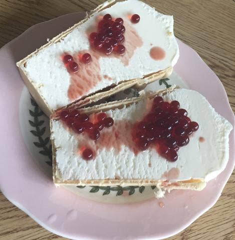 Oilladi - Wholesale Vinegar - Messino Pomegranate Pearls1