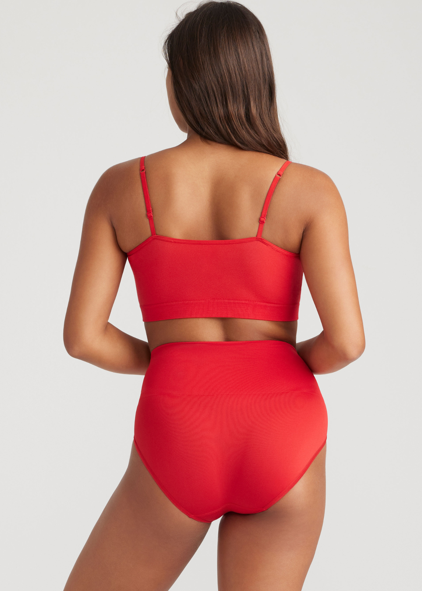 Yummie – Großhandel Shapewear – Damen – Ultraleichter Shapewear-Slip – auch in großen Größen erhältlich17
