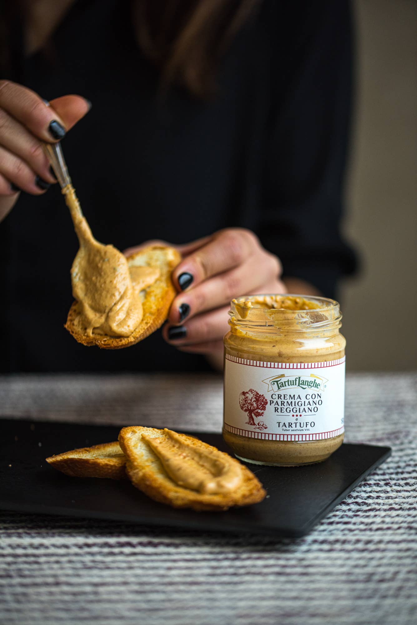 Zia Pia - Vente Sauces - Crème à la truffe Parmigiano Reggiano de TartuFlanghe2