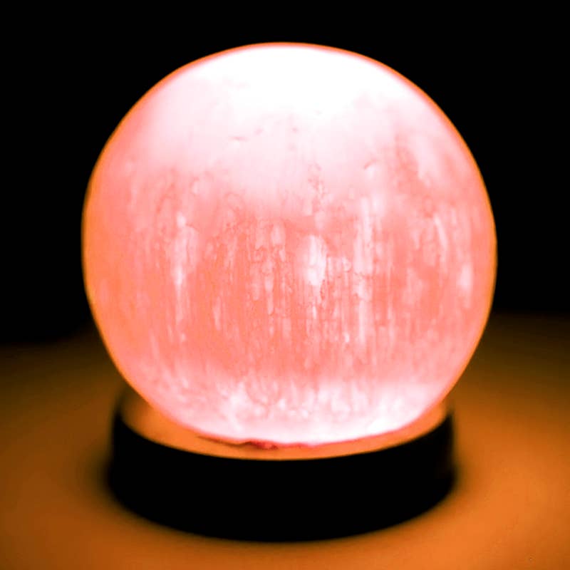 Ethike.eu - Wholesale Accent/Desk Lamp - 2 white selenite USB Sphere lamps6