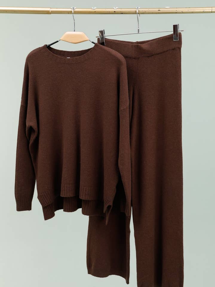 DIX-ONZE - Wholesale Lounge Set - Women's - 2-Piece Set in Soft Knit – Comfort & Elegance7