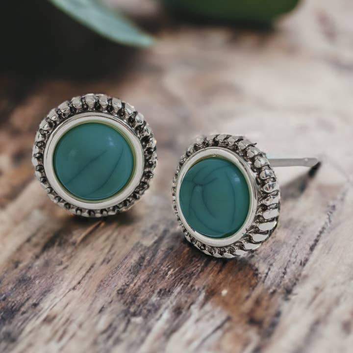 Silver & Stone Stud örhängen för wholesale av Elsie & Zoey