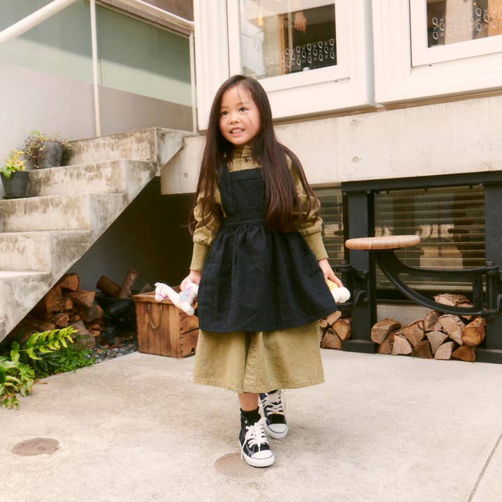 Retro Kids Pinafore Apron Dress - Black for wholesale by Cheengoo