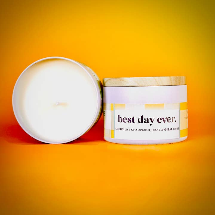 Candela di soia "Giornata migliore di sempre" per la vendita all'ingrosso da parte di L I L L I E & P I N E