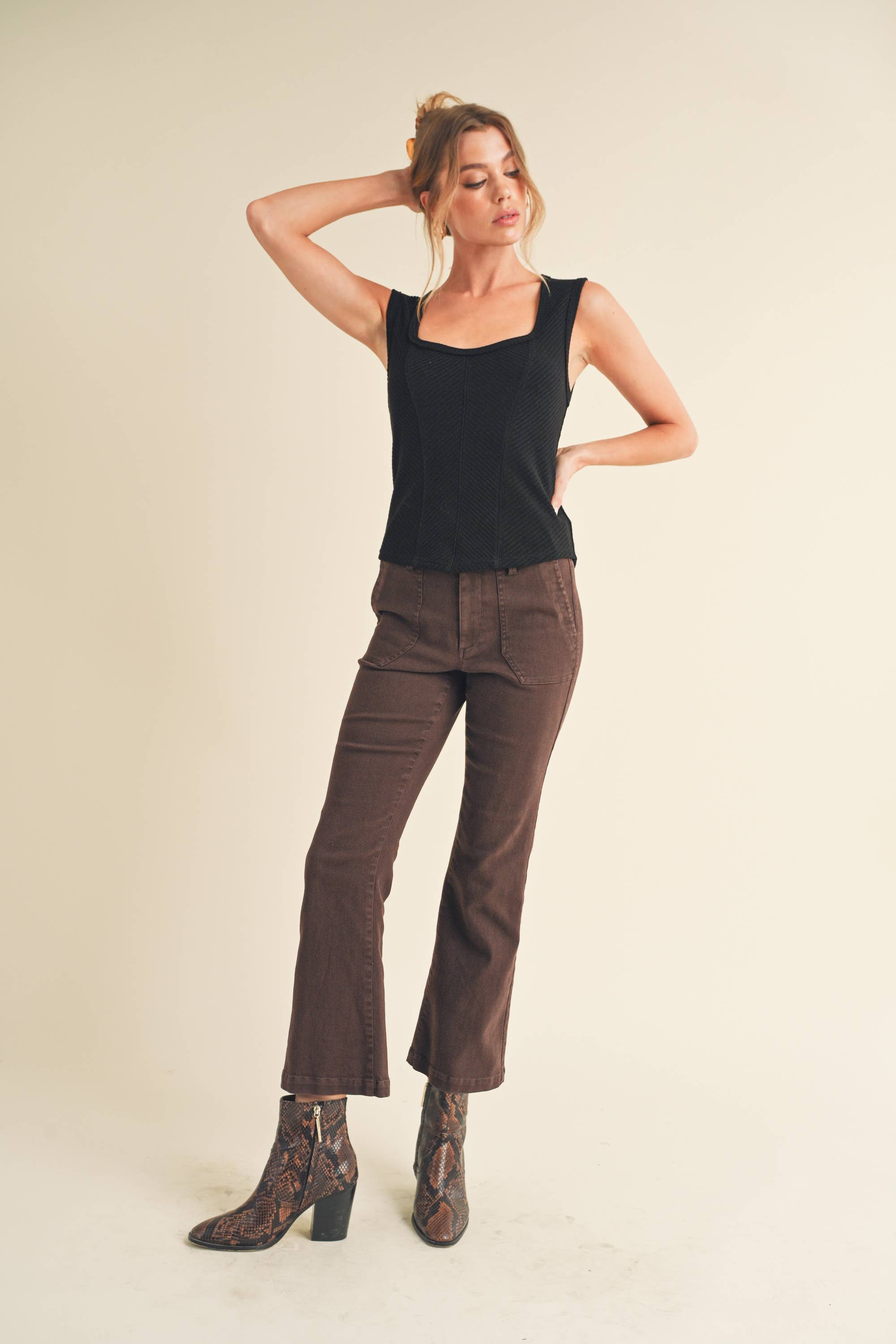 AEMI + CO – Engroshandel Tanktop – Kvinder – 8261DK Adelle Sweetheart Hals Tanktop 50