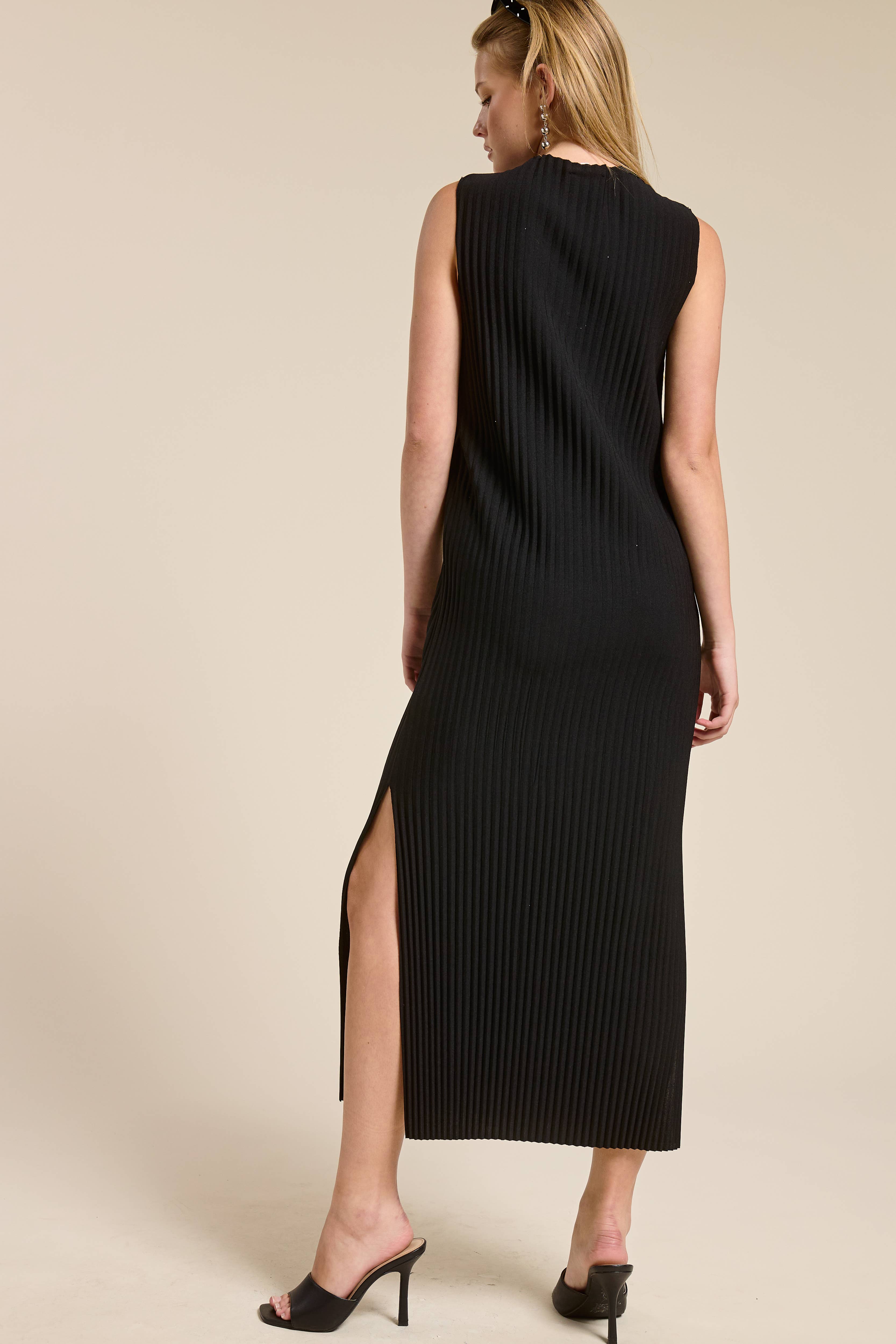 Mimosa - Wholesale Dress - Women's - Sleeveless Pleated Midi Dress with Side Slit4