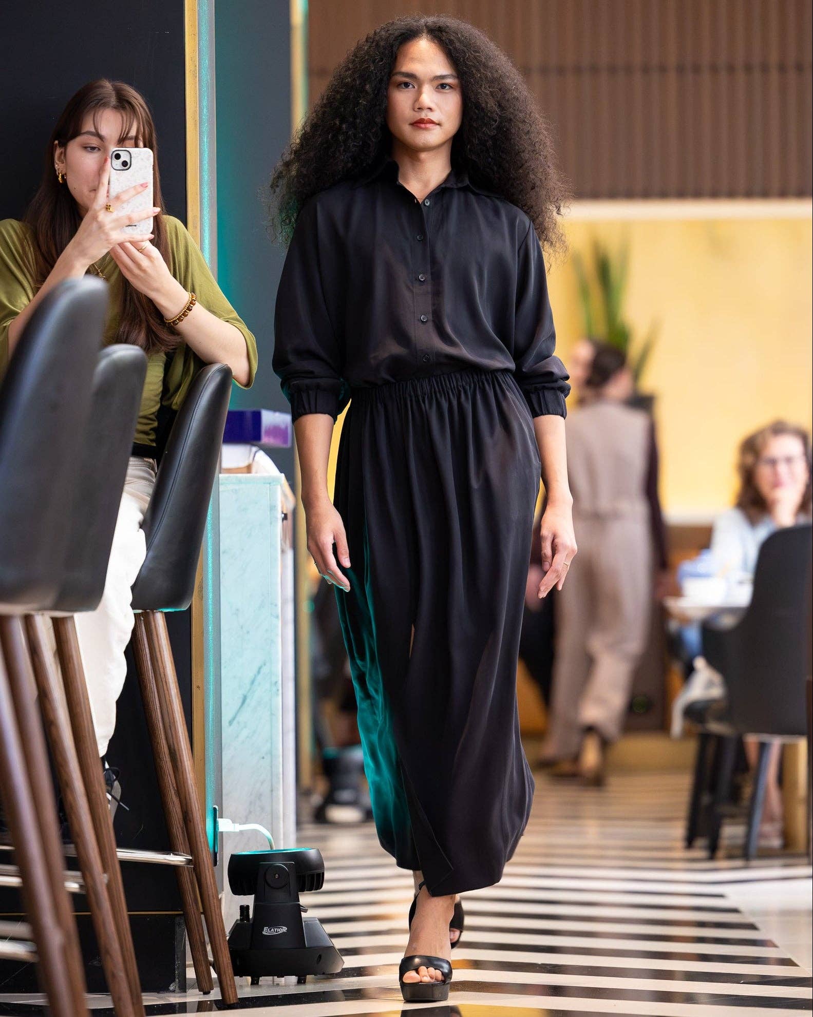 VALERIE C. - Wholesale Skirt - Women's - Jupe maxi - noir4