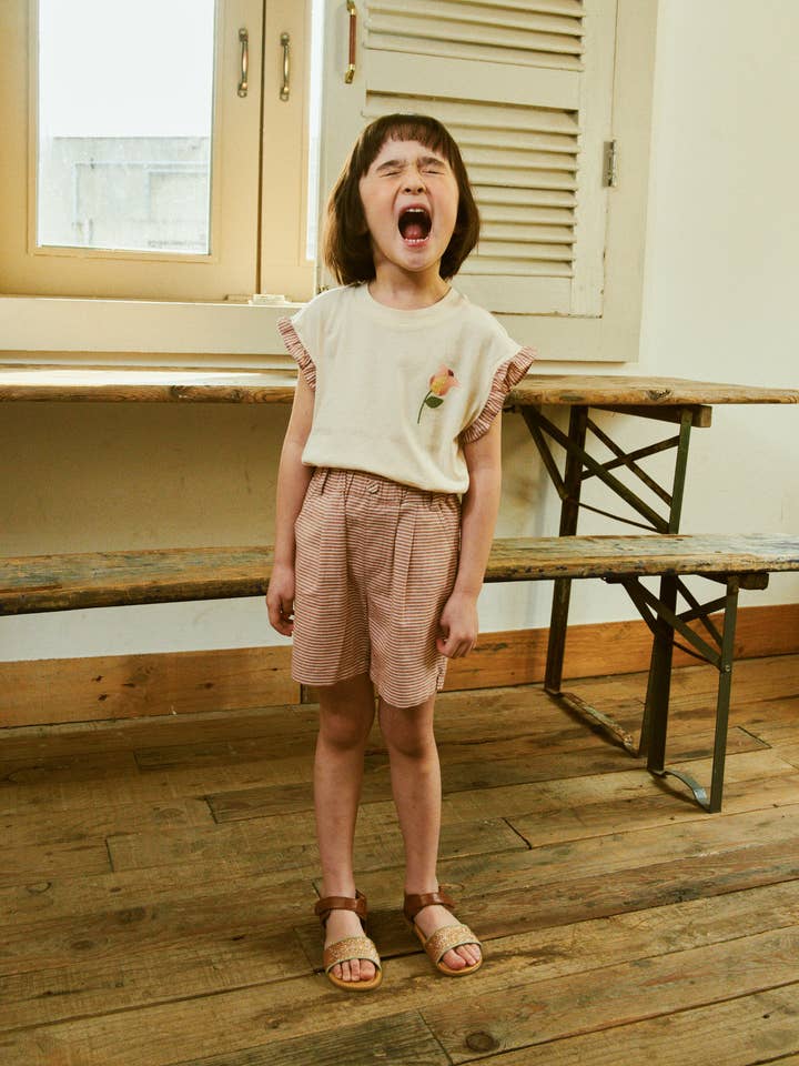 ToTo Heros - Wholesale T-Shirt - Kids - Ruffle Sleeve Flower Embroidery T-Shirt5