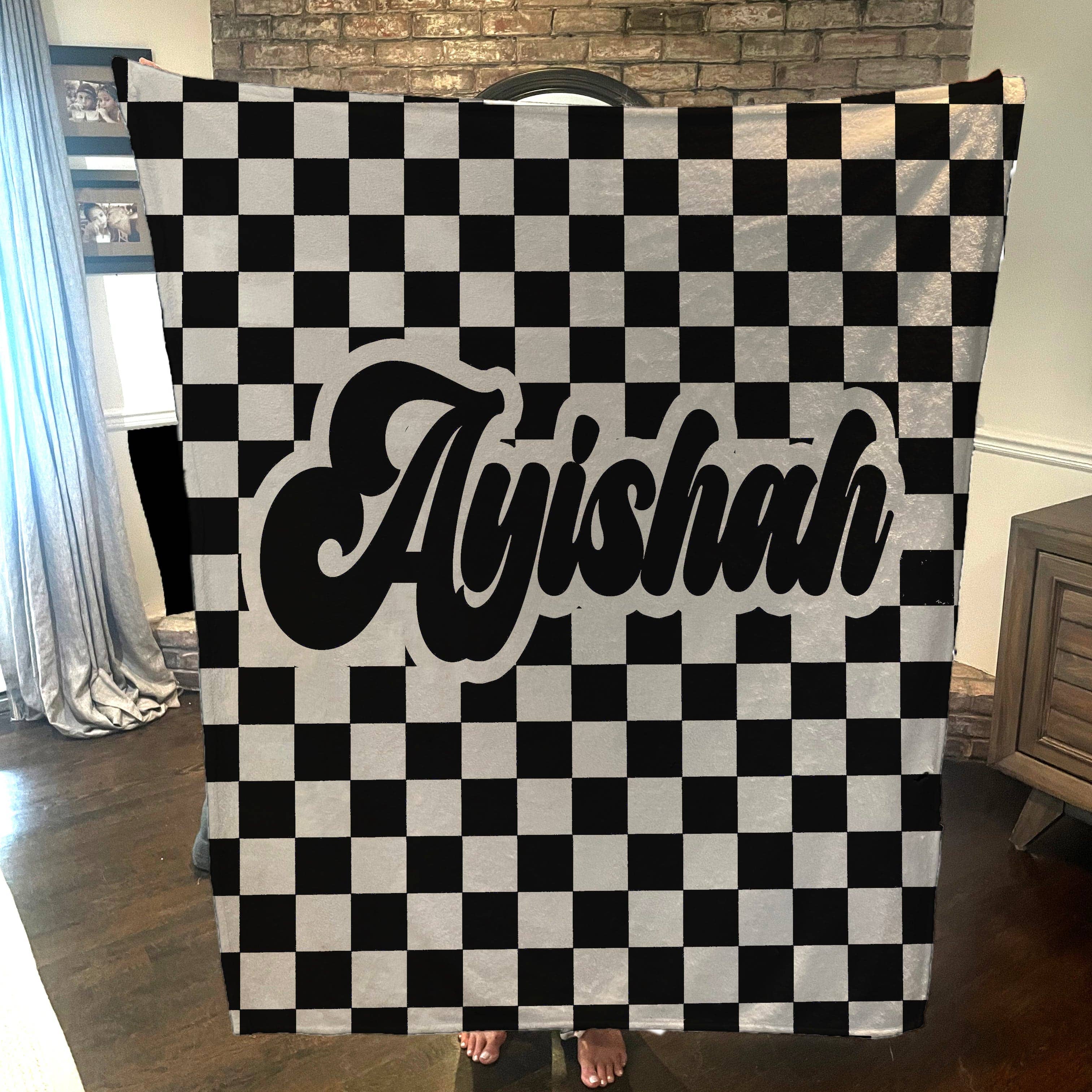Monogramonline Inc. – wholesale Throw blanket – Retro Checkers name blanket - Available in 16 colors - Personalized with a name - the perfect gift1