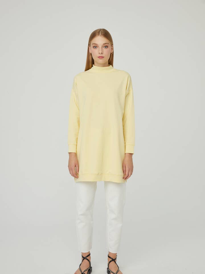 Sweatshirt jaune Barbara 100% coton 🌿 pour la vente par SAARADE