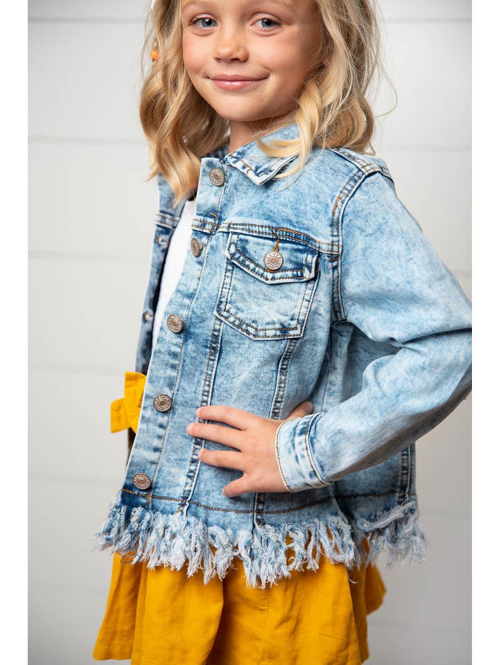 Oopsie Daisy - Wholesale Denim Jacket - Kids - Kids Light Wash Faded Denim Fringe Winter Button Jacket2