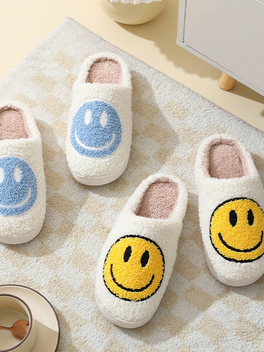 DOUBLJU - Wholesale Slippers - Unisex - Smiley Face Unisex Cotton Slippers for Fall,Winter
25